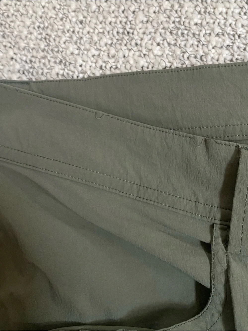 Arcteryx Rampart Shorts Mens Size 38 Olive Green Cargo Hiking Climbing Gorpcore